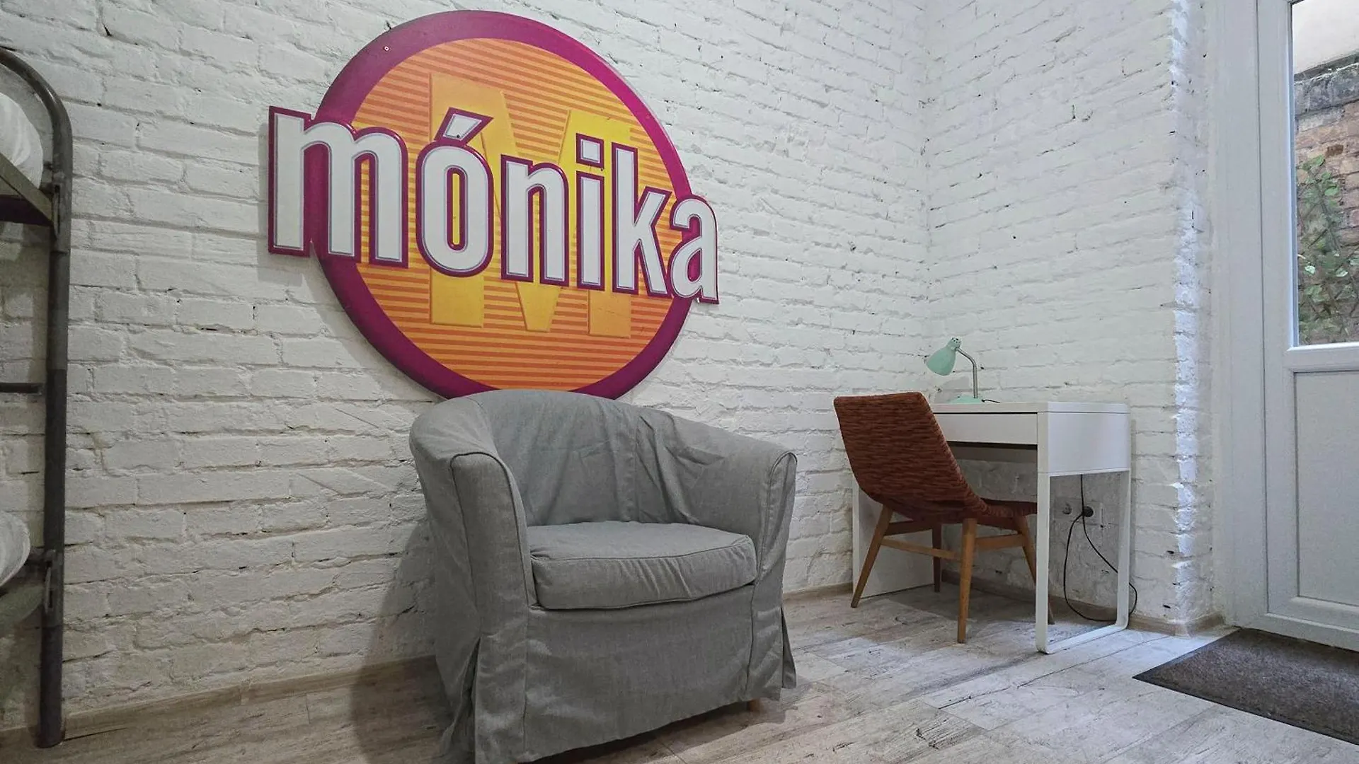 Wolf Apartment With Terrace Budapest